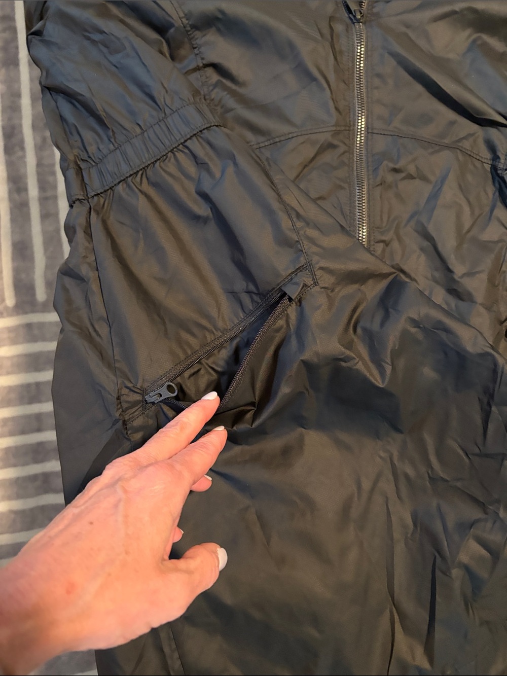 Classic Black Hooded Long Light Weight Wind/Raincoat Jacket - Picture 9 of 16